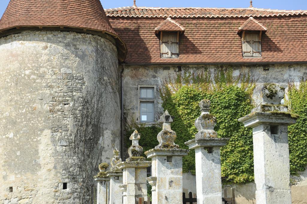 Chateau De Lerse Bed and Breakfast Perignac  Esterno foto