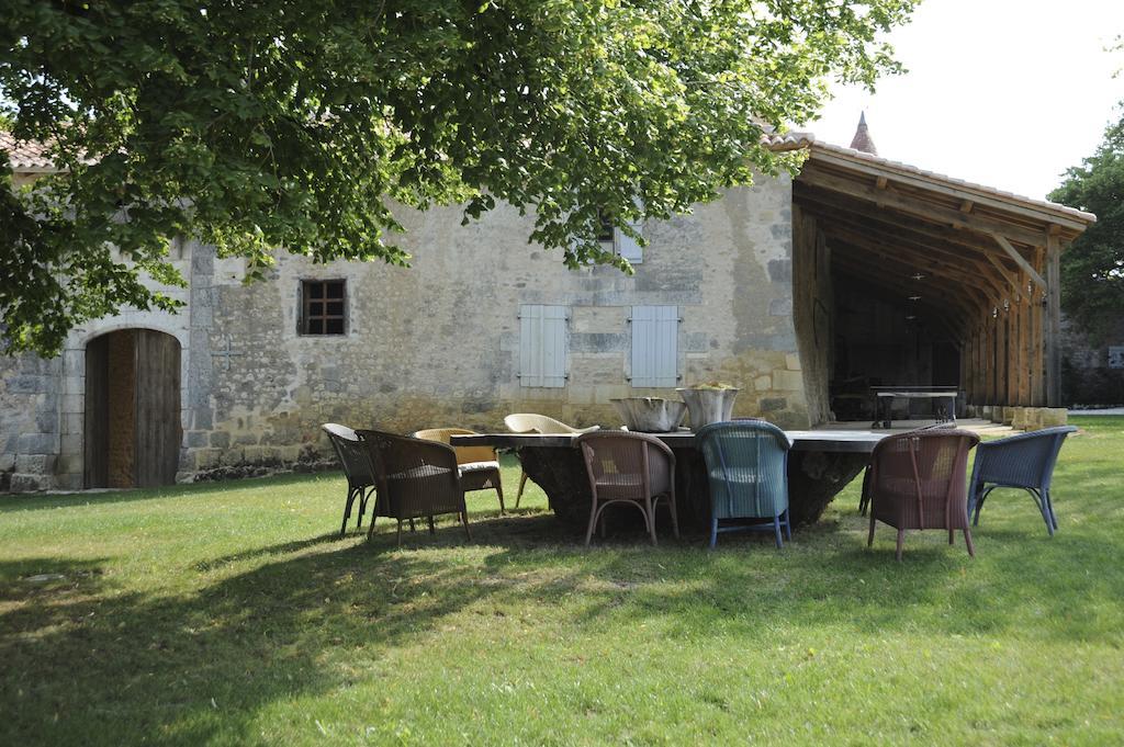 Chateau De Lerse Bed and Breakfast Perignac  Esterno foto