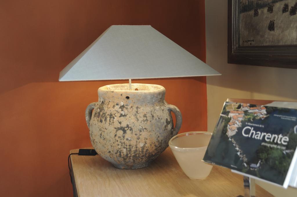 Chateau De Lerse Bed and Breakfast Perignac  Esterno foto
